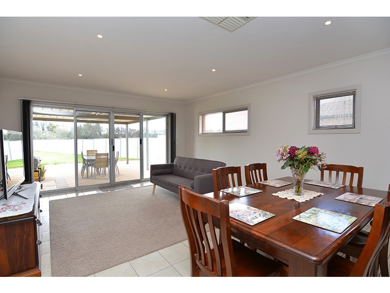 13 Suffolk Drive, Mildura VIC 3500