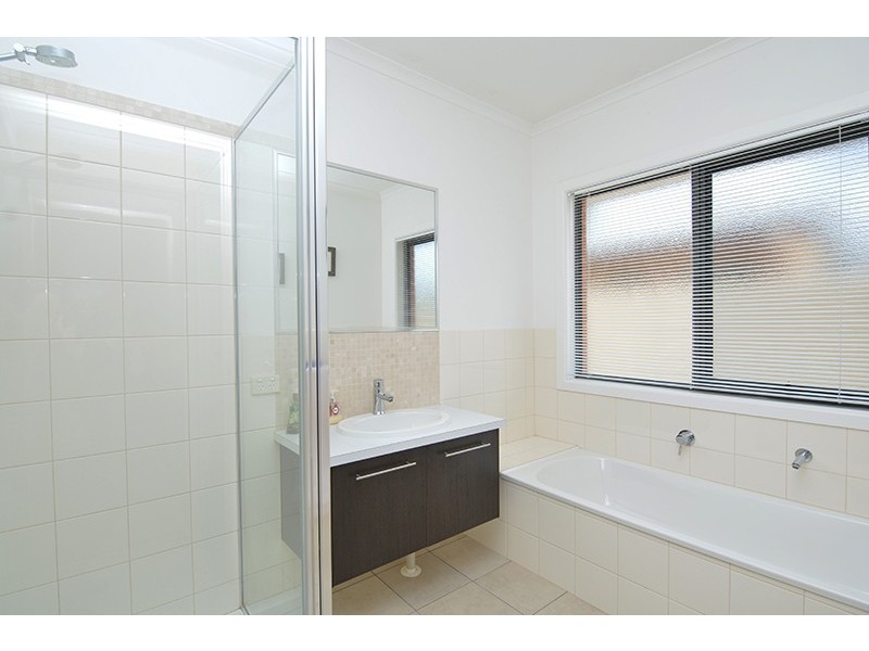 13 Suffolk Drive, Mildura VIC 3500