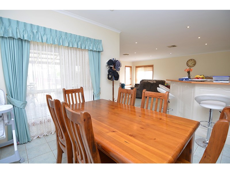 28 Wood Street, Gol Gol NSW 2738