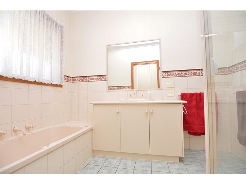 28 Wood Street, Gol Gol NSW 2738