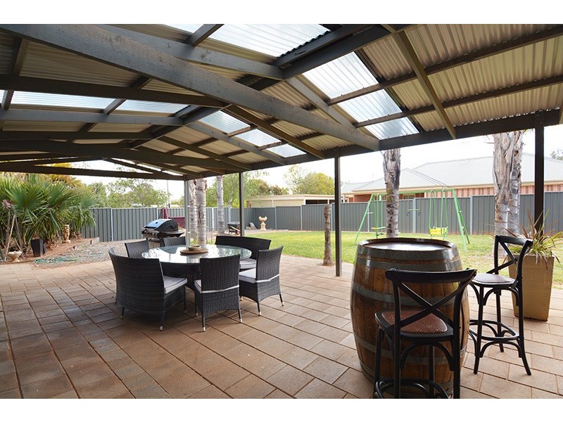 28 Wood Street, Gol Gol NSW 2738