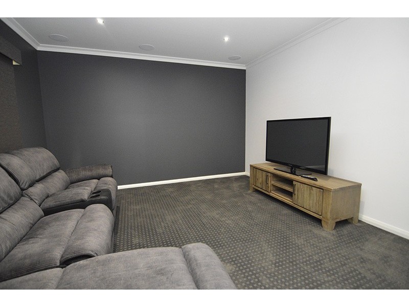 25 Ontario Park Drive, Mildura VIC 3500