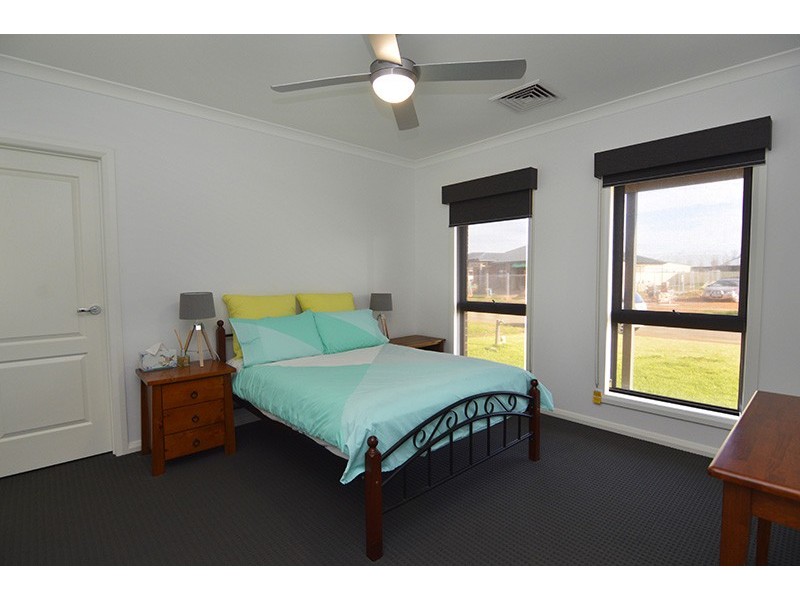 25 Ontario Park Drive, Mildura VIC 3500