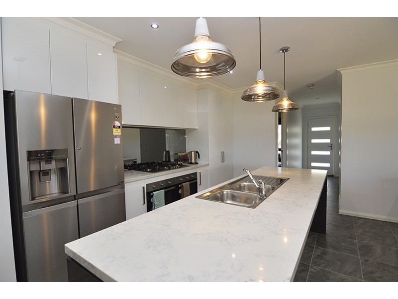 25 Ontario Park Drive, Mildura VIC 3500