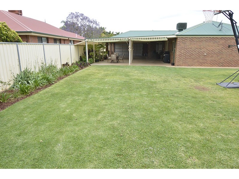 18 Belleview Drive, Irymple VIC 3498