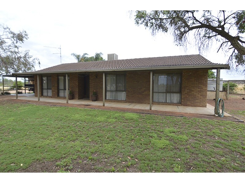 1148 Cureton Avenue, Irymple VIC 3498