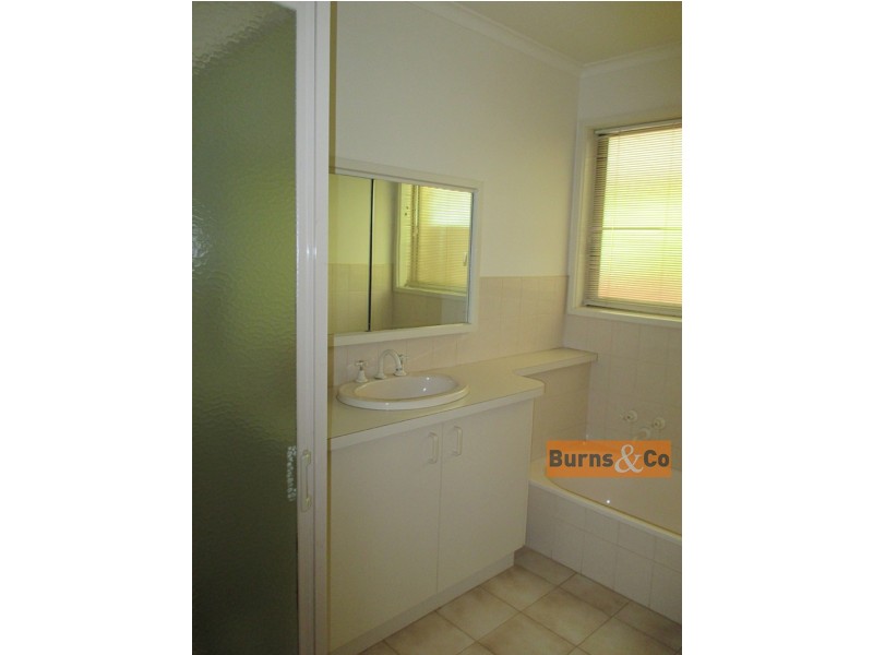 16 Horace Street, Sea Lake VIC 3533