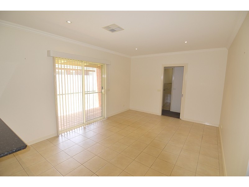 1a Robert Court, Gol Gol NSW 2738