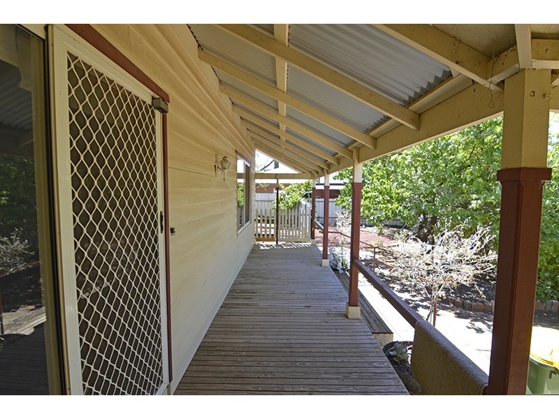 25 Gregory Street, Ouyen VIC 3490