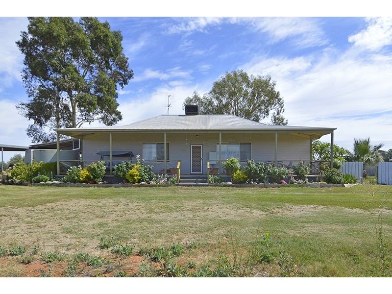 214 Westcliffs Avenue, Cardross VIC 3496