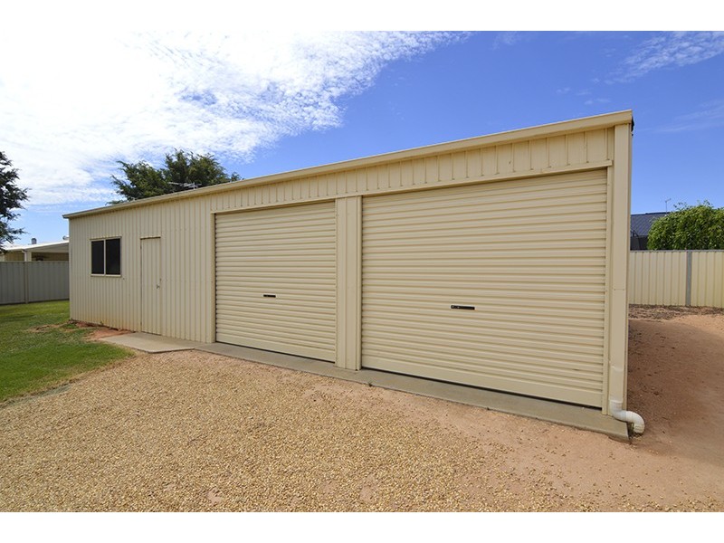 10 Wood Street, Gol Gol NSW 2738