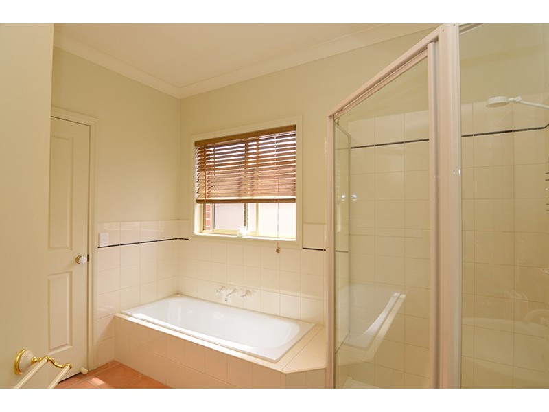 10 Wood Street, Gol Gol NSW 2738