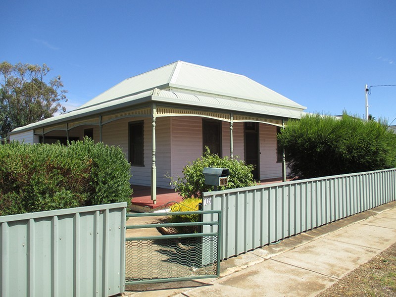 105 Sutcliff Street, Sea Lake VIC 3533