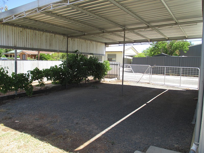 105 Sutcliff Street, Sea Lake VIC 3533