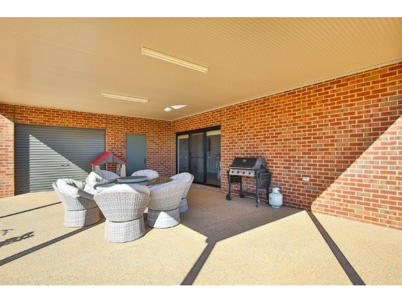 33 Drings Way, Gol Gol NSW 2738