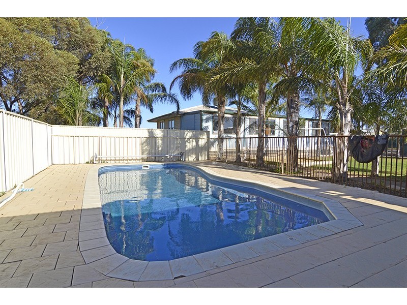 15 Dumosa Street, Red Cliffs VIC 3496