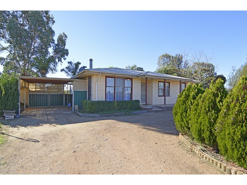 15 Dumosa Street, Red Cliffs VIC 3496