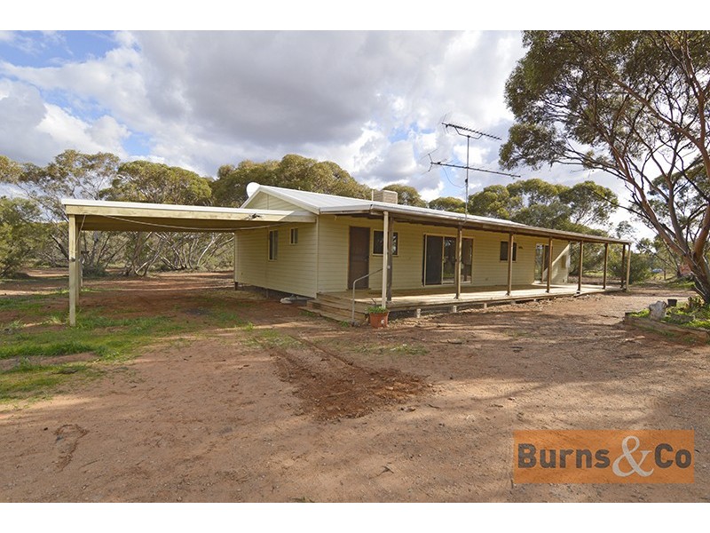 23 Hattah-Robinvale Road, Hattah VIC 3501