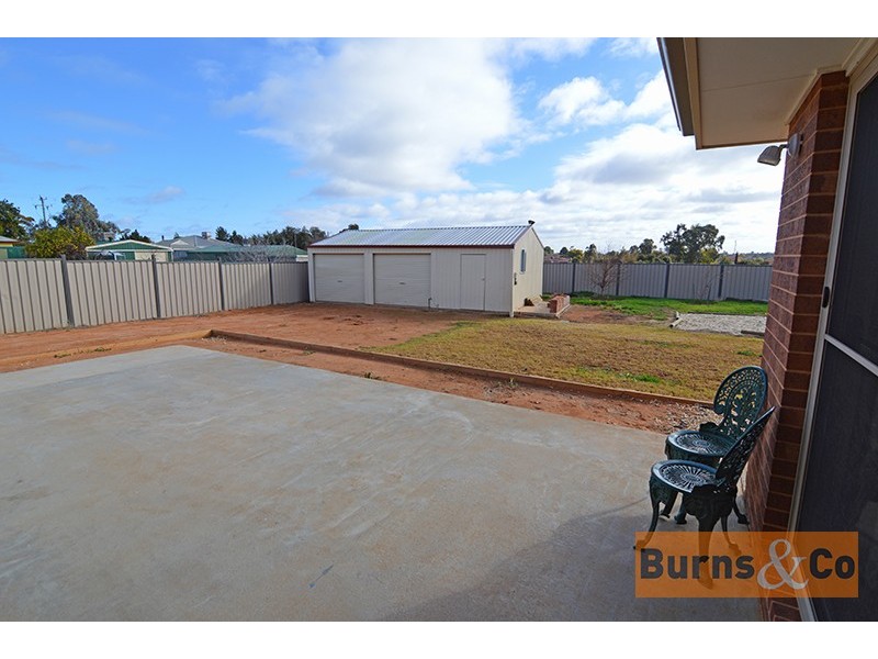 5 Anniversary Drive, Robinvale VIC 3549