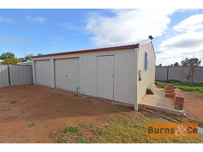 5 Anniversary Drive, Robinvale VIC 3549