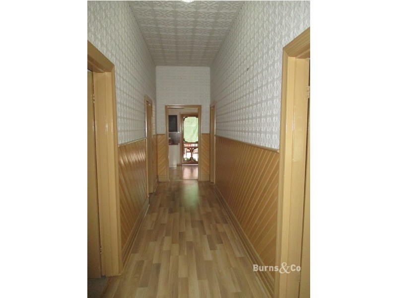 21 Johnson Street, Ouyen VIC 3490