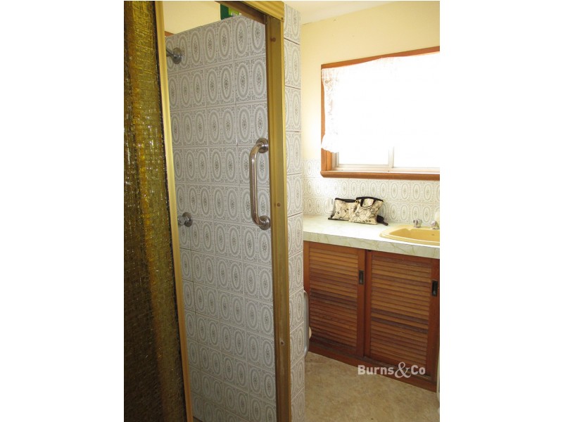 4 Coustley Avenue, Ouyen VIC 3490