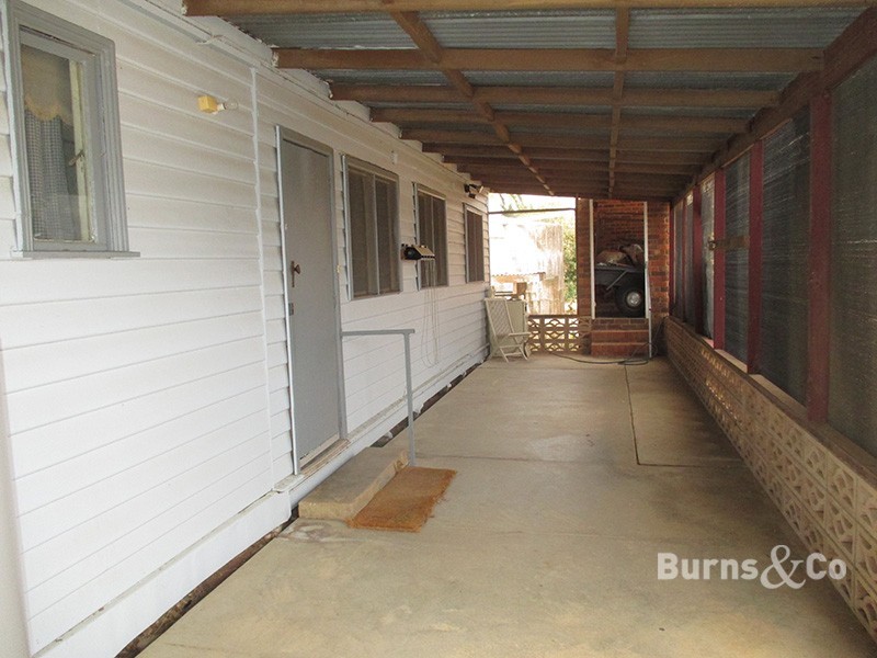 4 Coustley Avenue, Ouyen VIC 3490