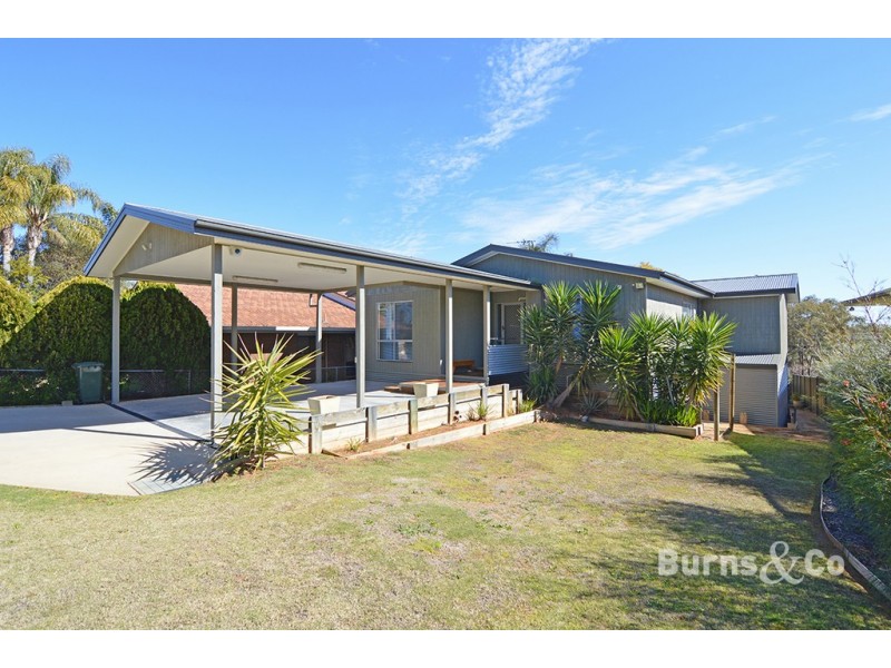 36 Riverview Drive, Dareton NSW 2717
