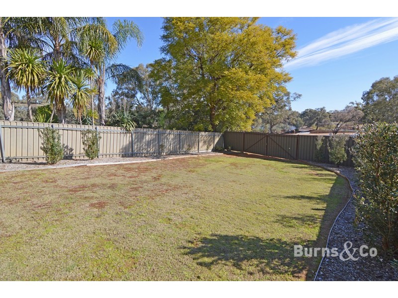 36 Riverview Drive, Dareton NSW 2717