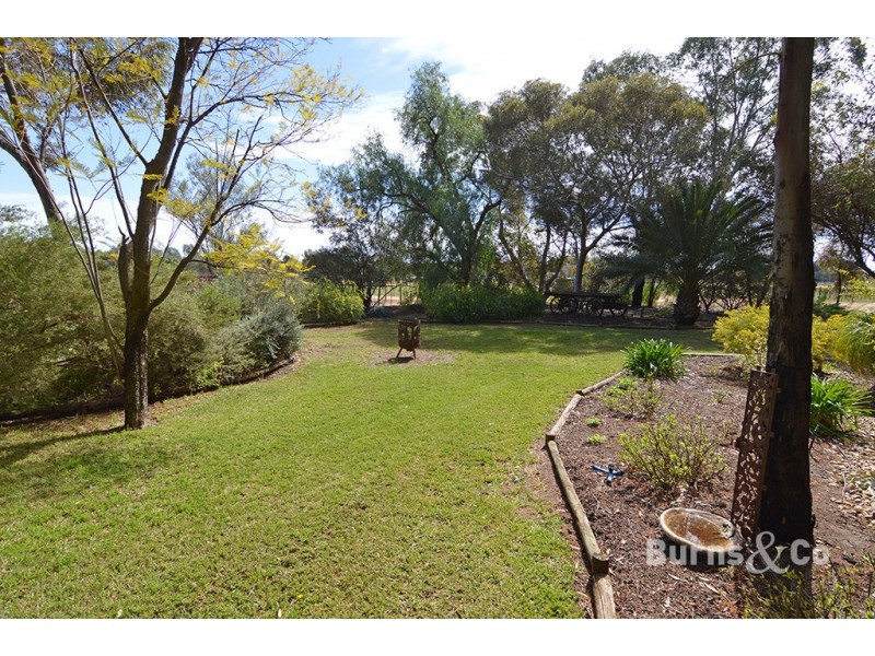 44 Ginquam Avenue, Nichols Point VIC 3501