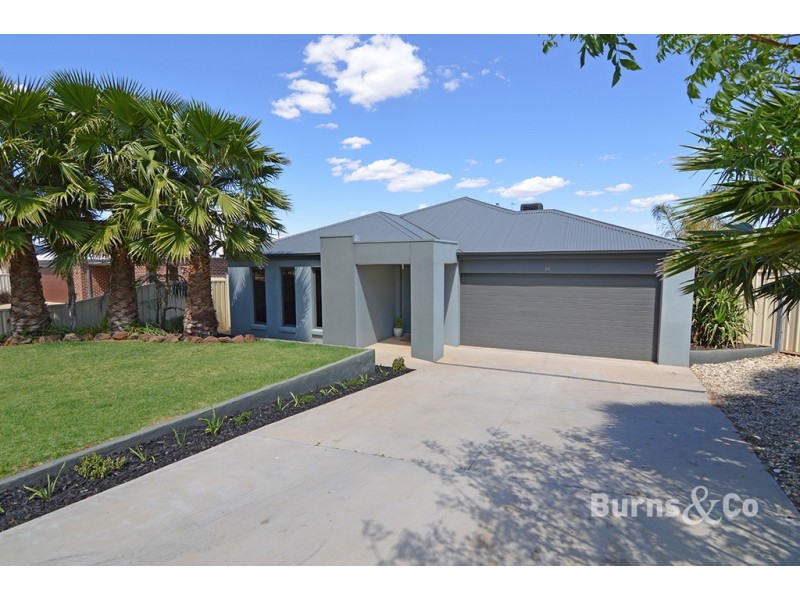 22 Casuarina Way, Buronga NSW 2739