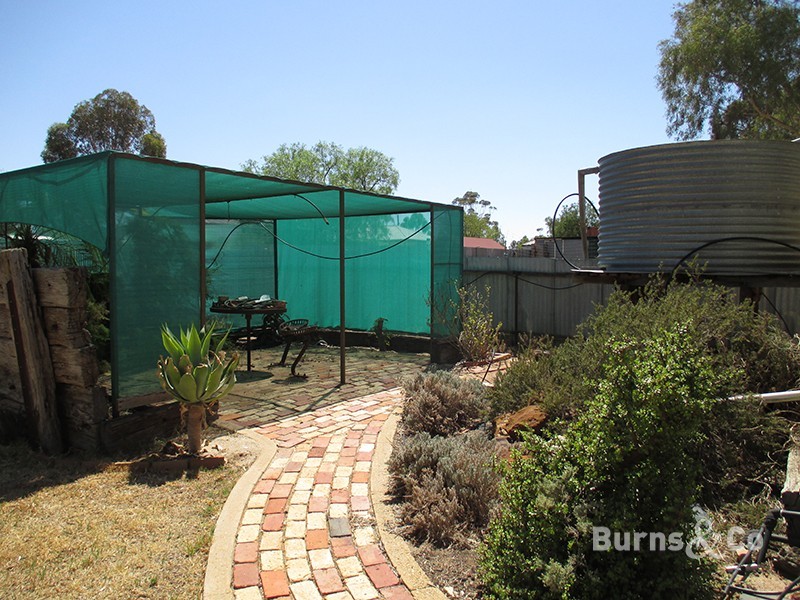 21 Howard Street, Sea Lake VIC 3533