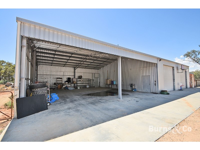 30 Little Manly Lane, Curlwaa NSW 2648