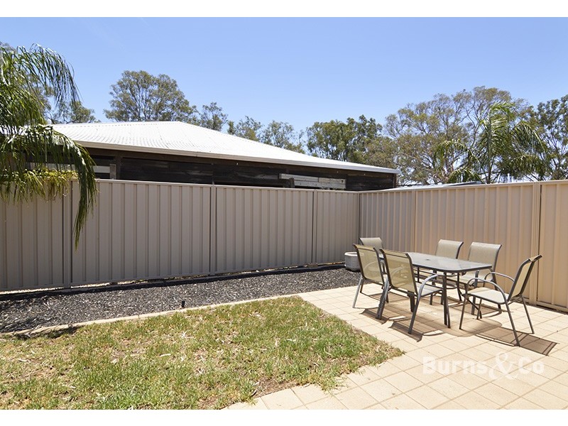 Units 1-5, 39b Wentworth Street, Wentworth NSW 2648
