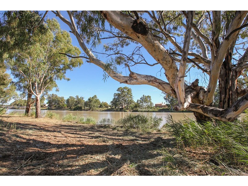 Units 1-5, 39b Wentworth Street, Wentworth NSW 2648