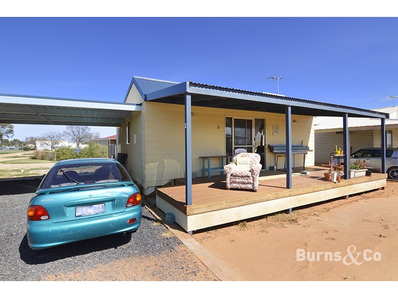 Cabin 2 Sunraysia Holiday Park, Mildura VIC 3500