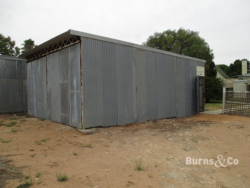 10 Mitchell Street, Ouyen VIC 3490