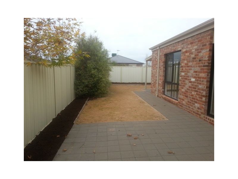 4/34 Carfora Drive, Mildura VIC 3500