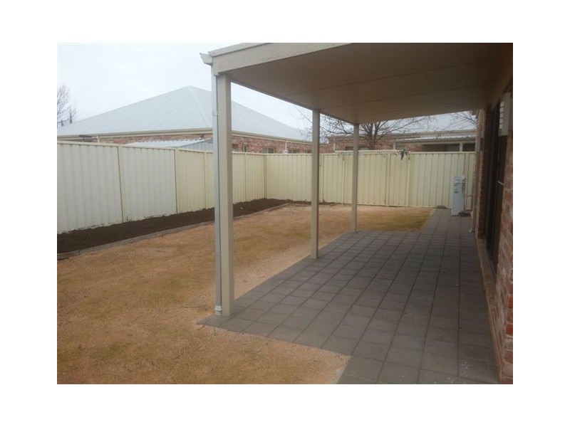 4/34 Carfora Drive, Mildura VIC 3500