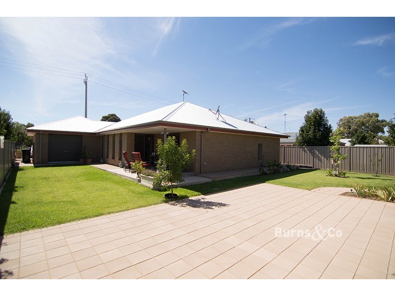17 Wentworth Street, Wentworth NSW 2648