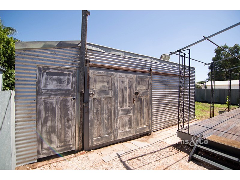 121 Pasadena Grove, Mildura VIC 3500