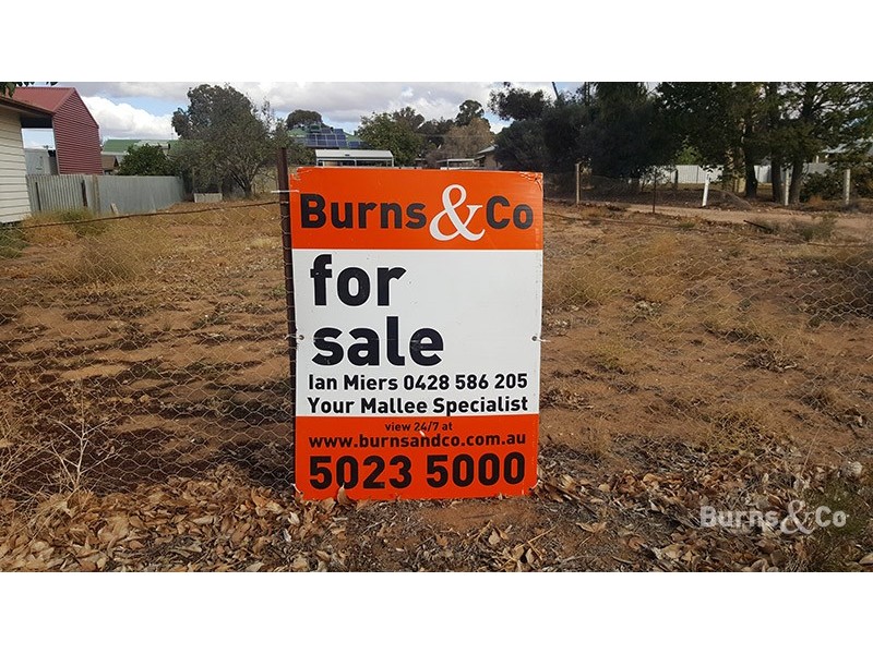 6 Ingwersen Street, Ouyen VIC 3490