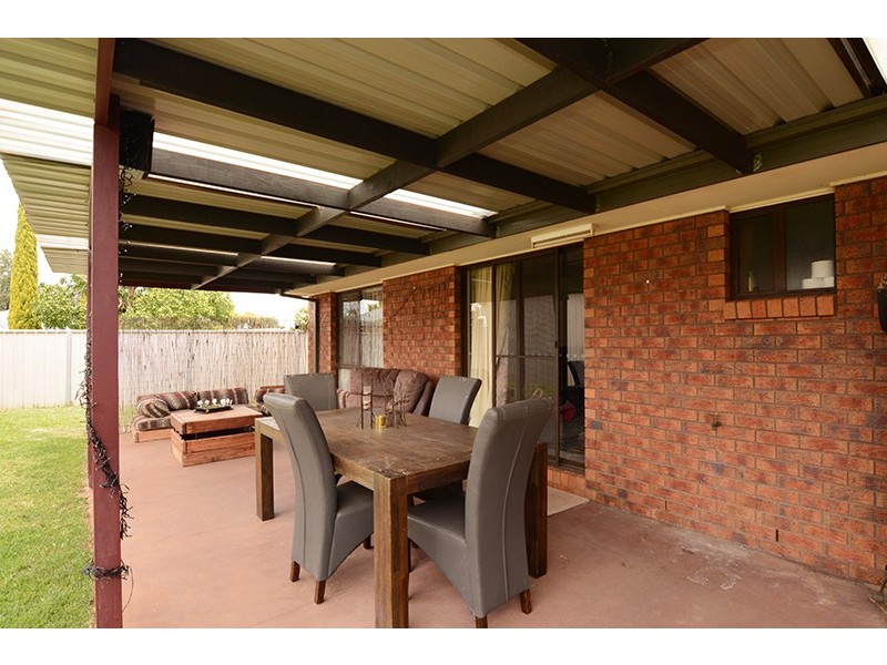 1 Colombard Court, Irymple VIC 3498