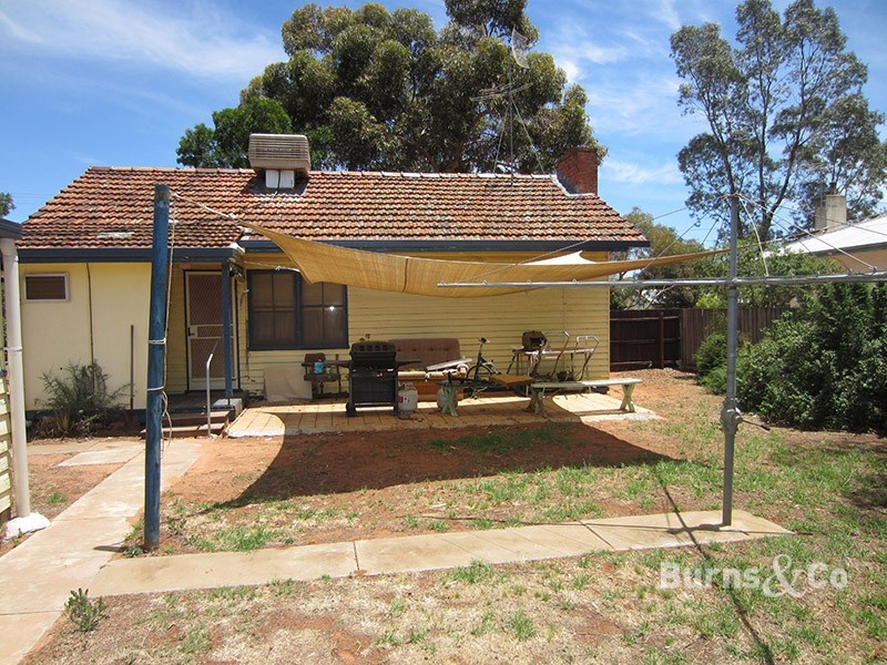 28 Murray Avenue, Red Cliffs VIC 3496