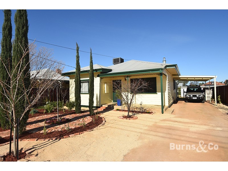 18 Kelvin Avenue, Mildura VIC 3500