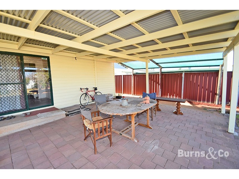18 Kelvin Avenue, Mildura VIC 3500