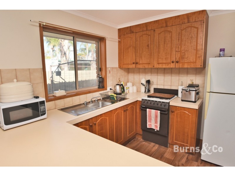 2/2 West Road, Buronga NSW 2739