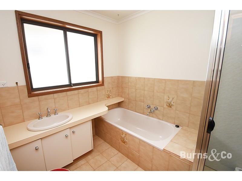 4 Michael Court, Mildura VIC 3500