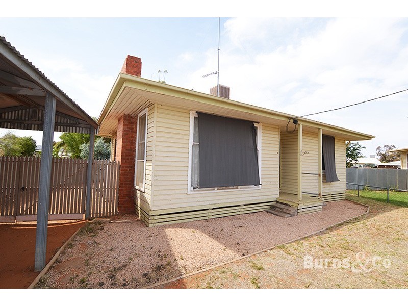 10 Chislett Crescent, Merbein VIC 3505