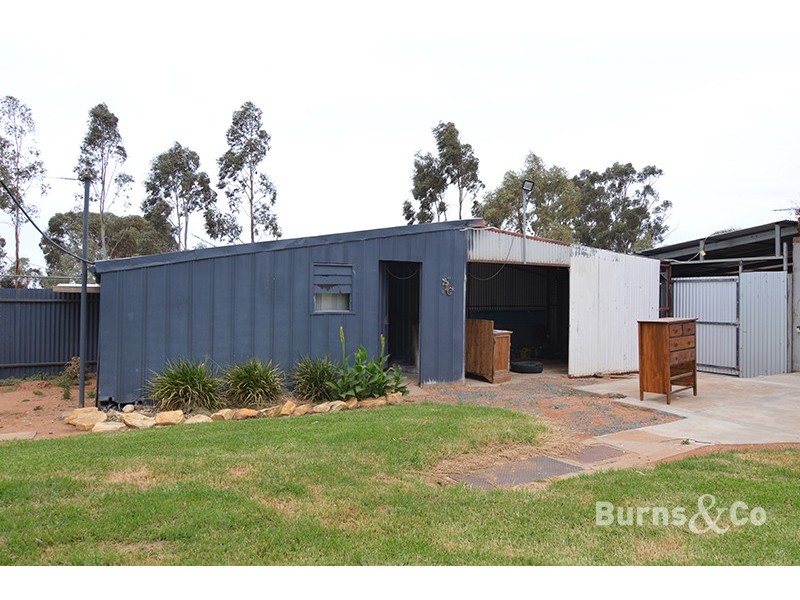 20 Weaver Lane, Merbein West VIC 3505